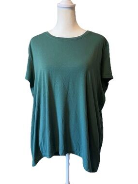 Athleta Green With Ease Tee Athleisure Short Sleeve Top